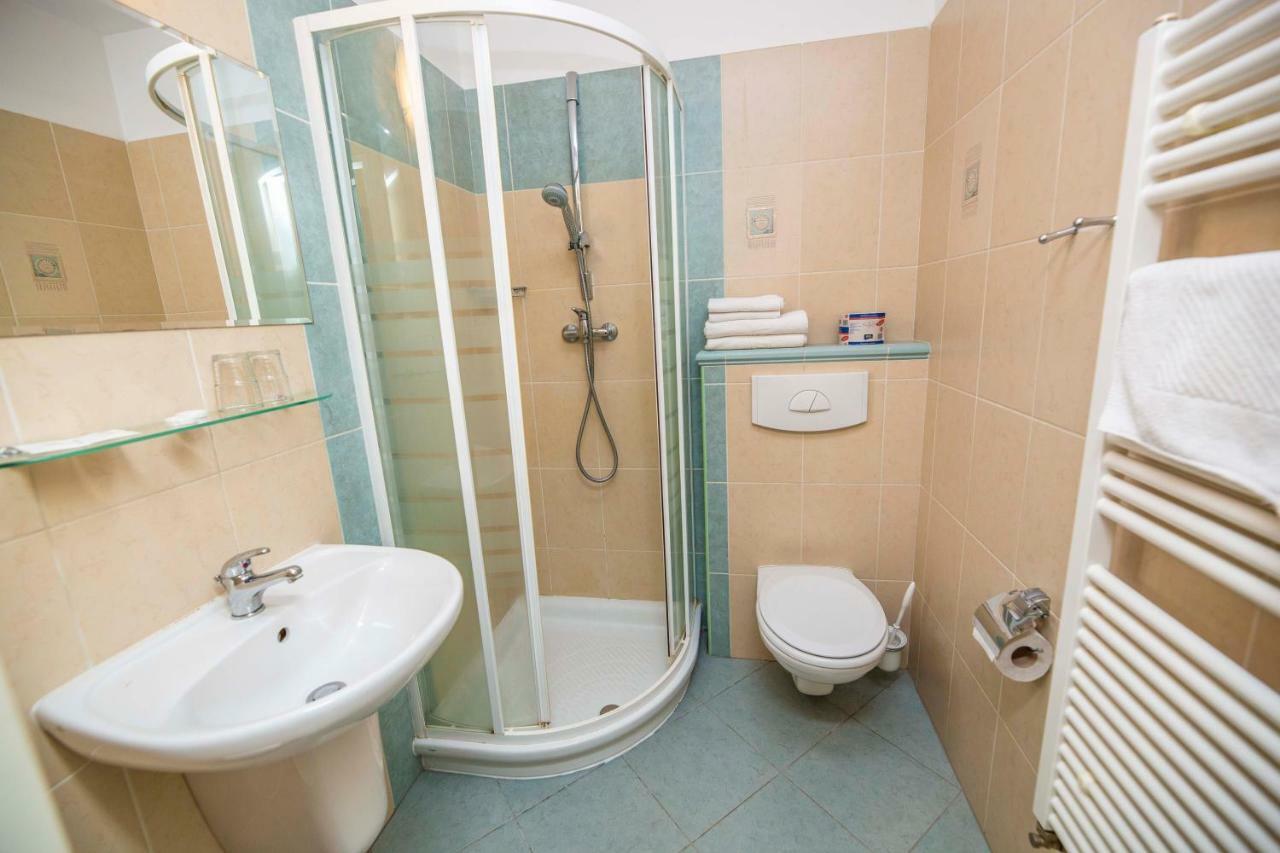 Pension Ka.Pr Hluboká nad Vltavou Exterior foto